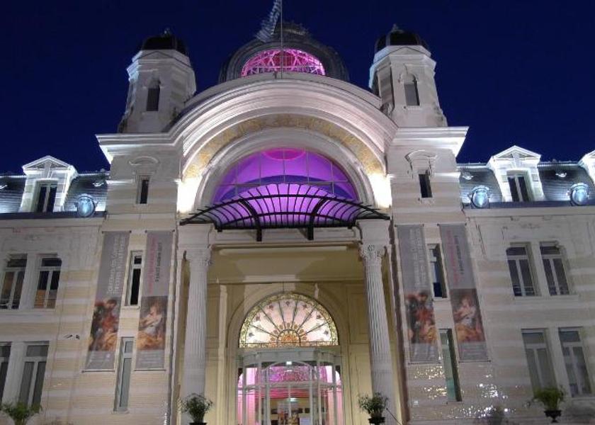 Auvergne-Rhône-Alpes Evian-les-Bains Nearby attraction