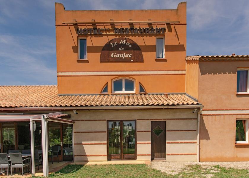 Occitanie Lezignan-Corbieres Front of property