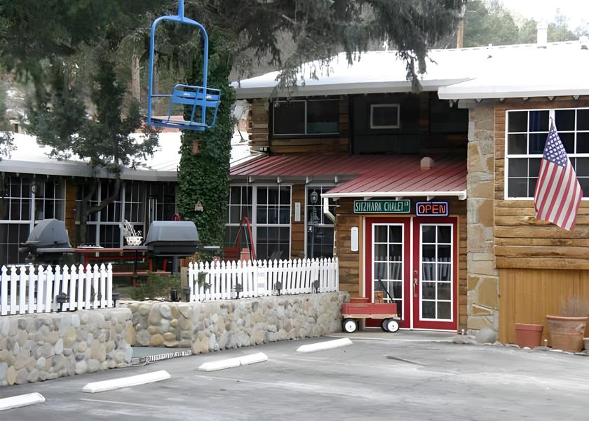 New Mexico Ruidoso Exterior view