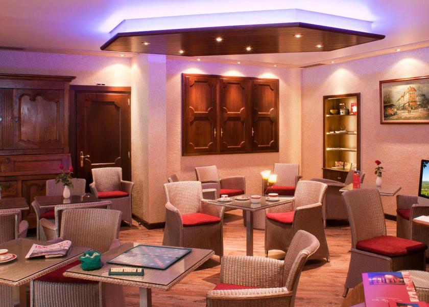 Grand Est Orbey Shared lounge/TV area