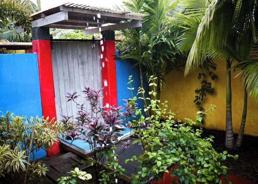 Windward Islands Afaahiti Front of property