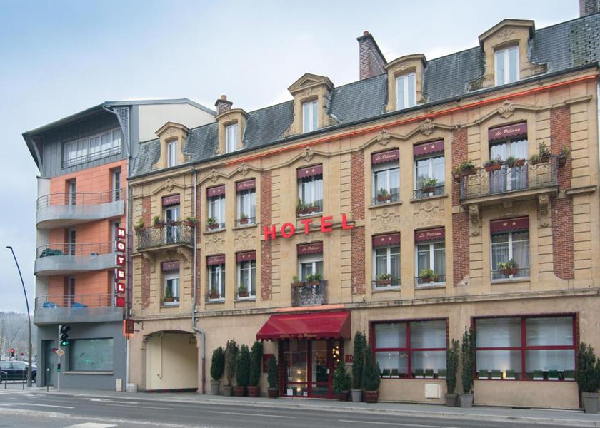 Grand Est Charleville-Mezieres Exterior view