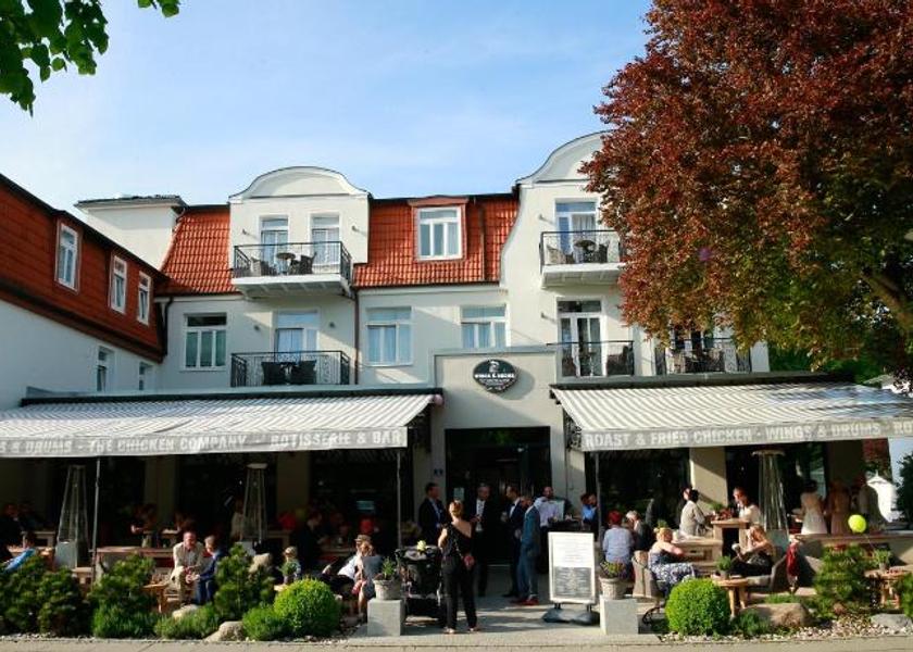 Mecklenburg-West Pomerania Kuehlungsborn Restaurant