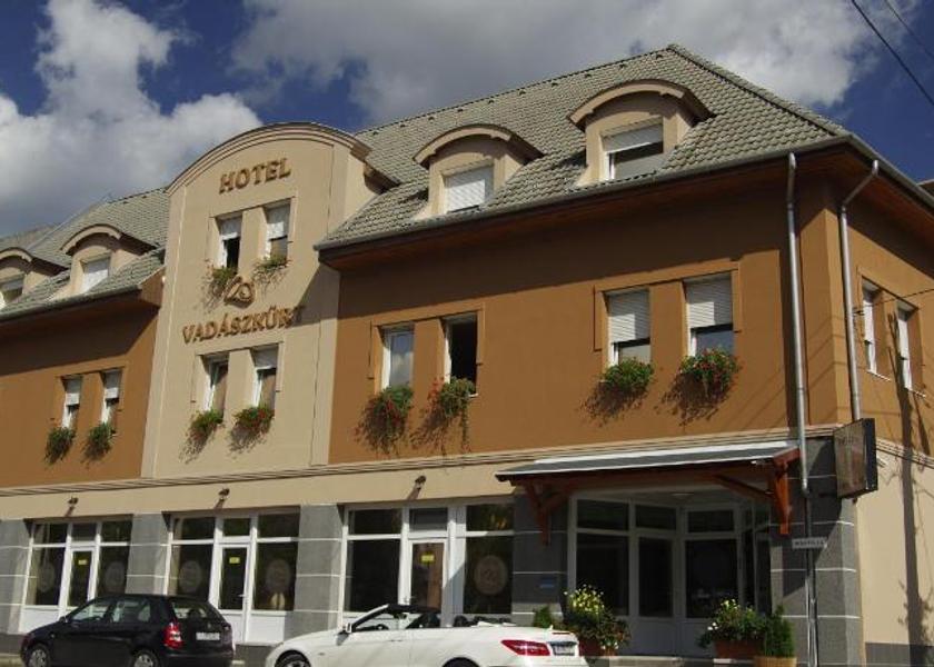 Fejer Szekesfehervar Entrance