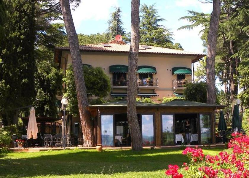 Umbria Passignano sul Trasimeno Exterior view