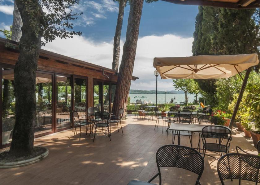 Umbria Passignano sul Trasimeno Garden