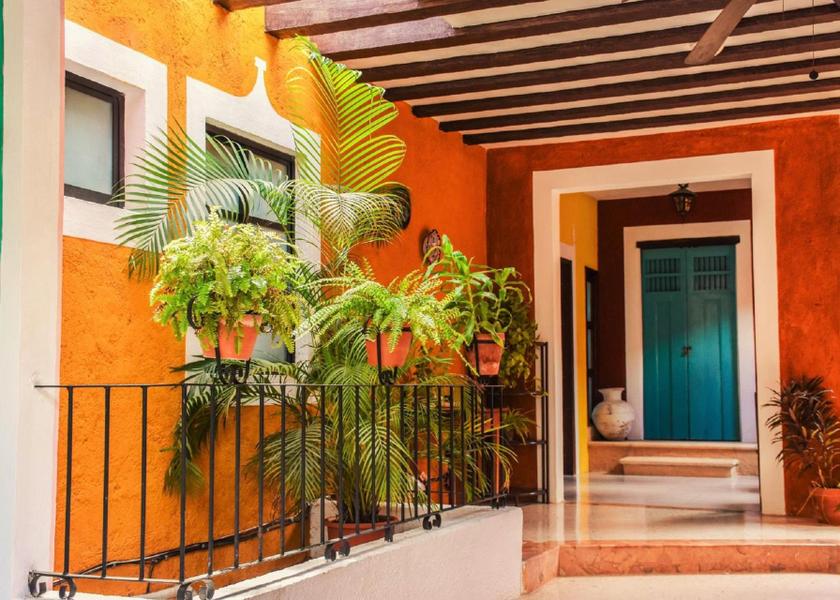 Yucatán Valladolid Entrance