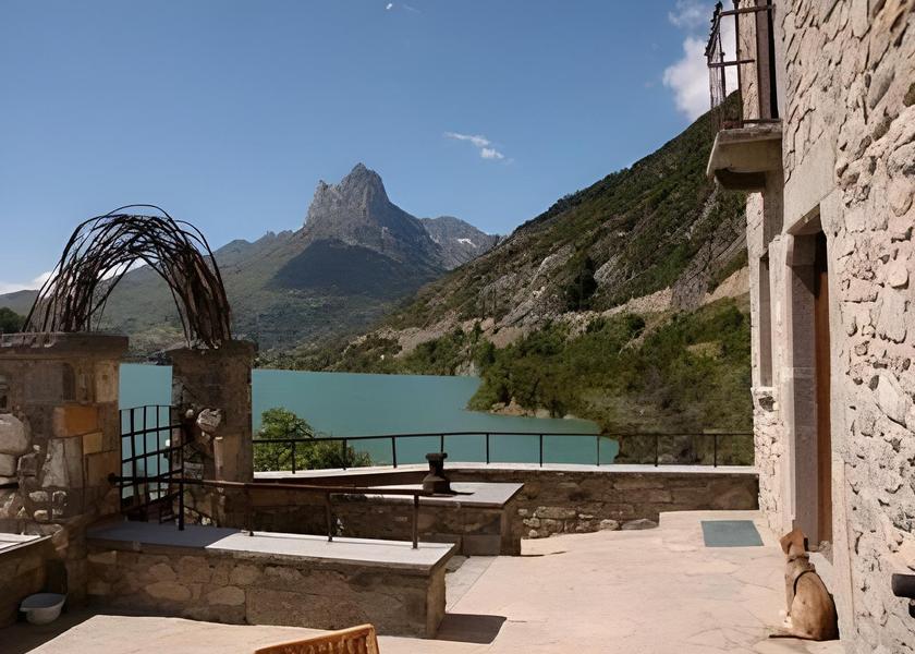 Aragon Sallent de Gallego Exterior view