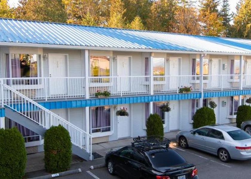 British Columbia Qualicum Beach Exterior view