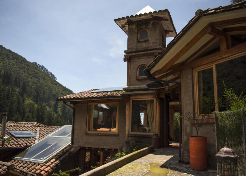 Pichincha Quito Hotel Exterior