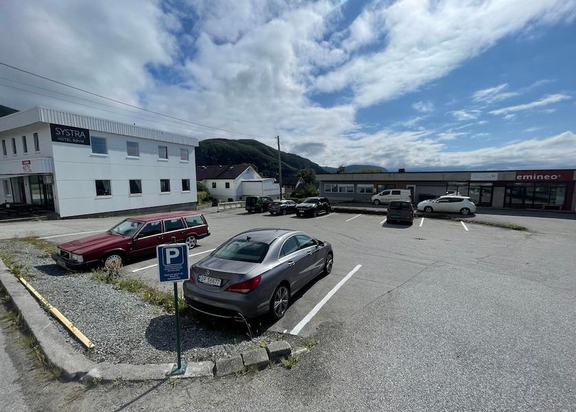 Møre og Romsdal Ålesund RV or truck parking
