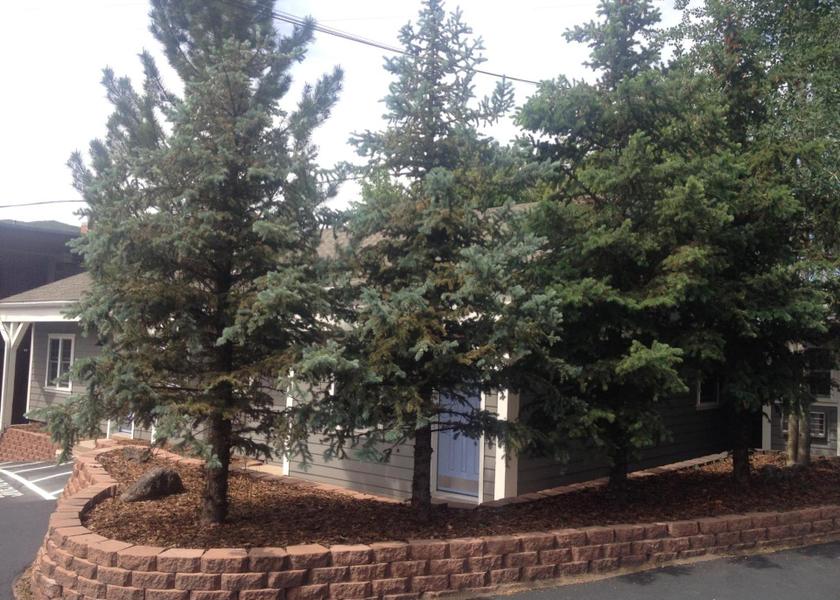 Colorado Basalt Entrance
