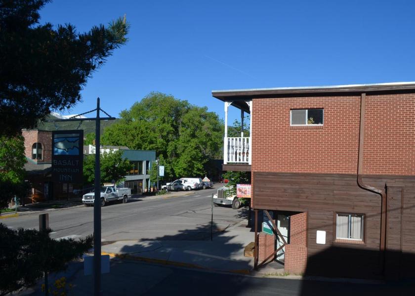 Colorado Basalt Exterior view