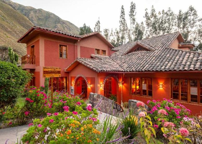 Cusco Region Ollantaytambo Exterior view