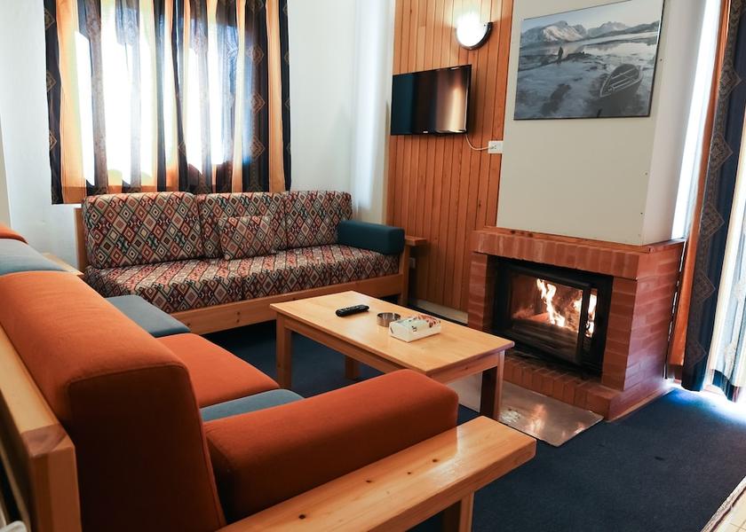 Keserwan-Jbeil Governorate Mzaar Kfardebian Living area