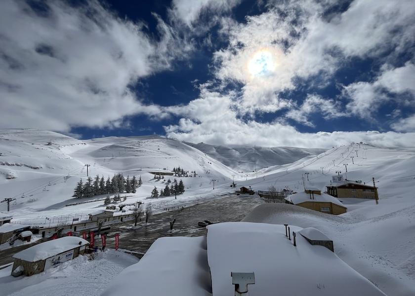 Keserwan-Jbeil Governorate Mzaar Kfardebian Exterior