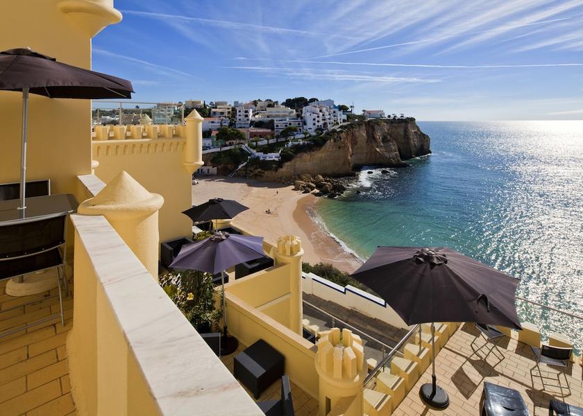 Faro Lagoa Front of property