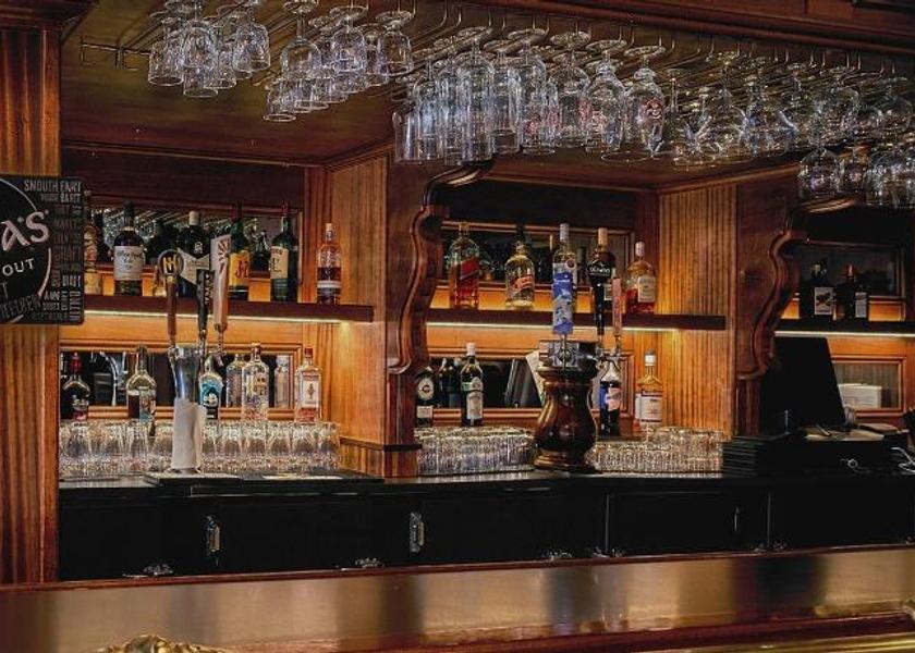 Quebec Lac-Brome Bar/lounge