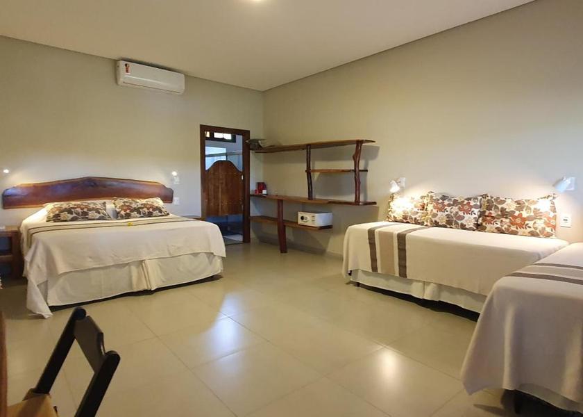 Mato Grosso Pocone Superior Family Room