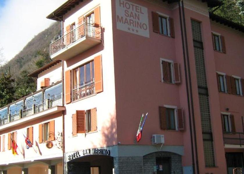Lombardy Laglio Entrance