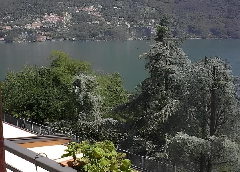 Lombardy Laglio Exterior view