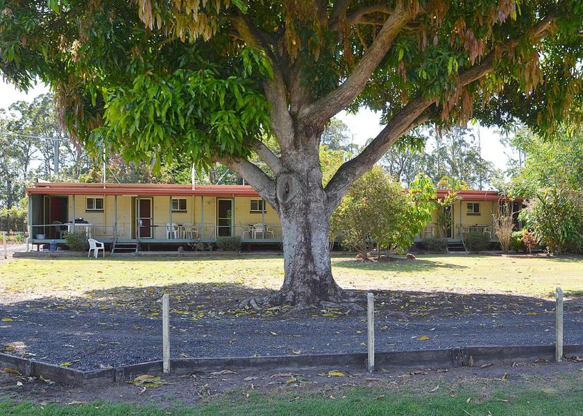 Queensland Glass House Mountains Facilities