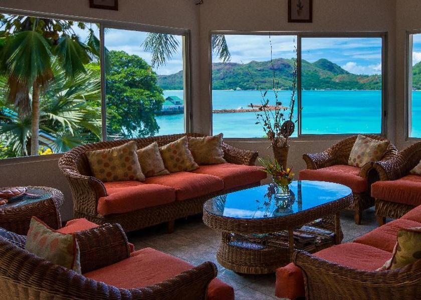  Praslin Island Lobby