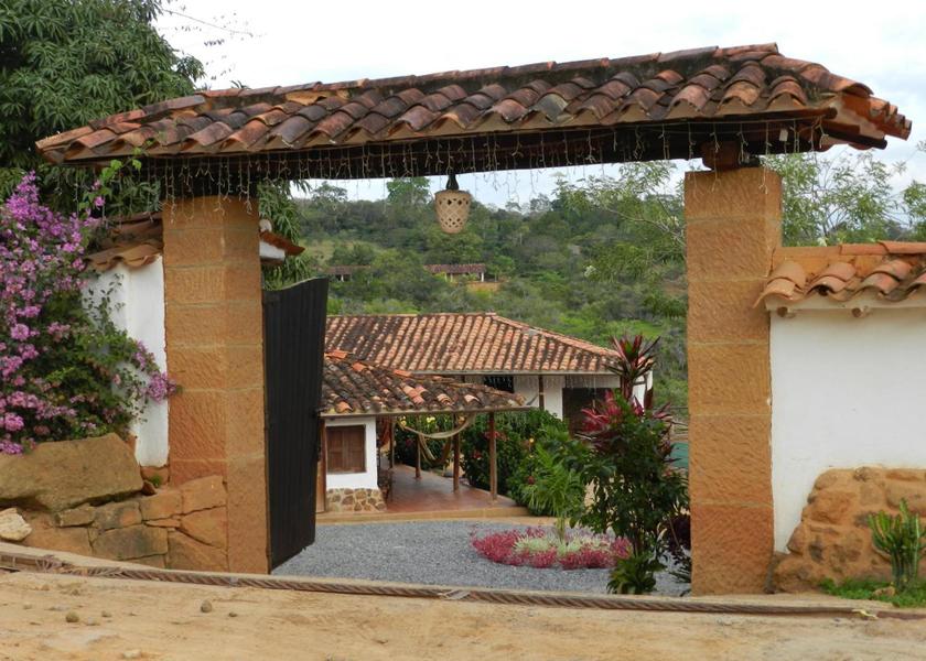 Santander Barichara Entrance