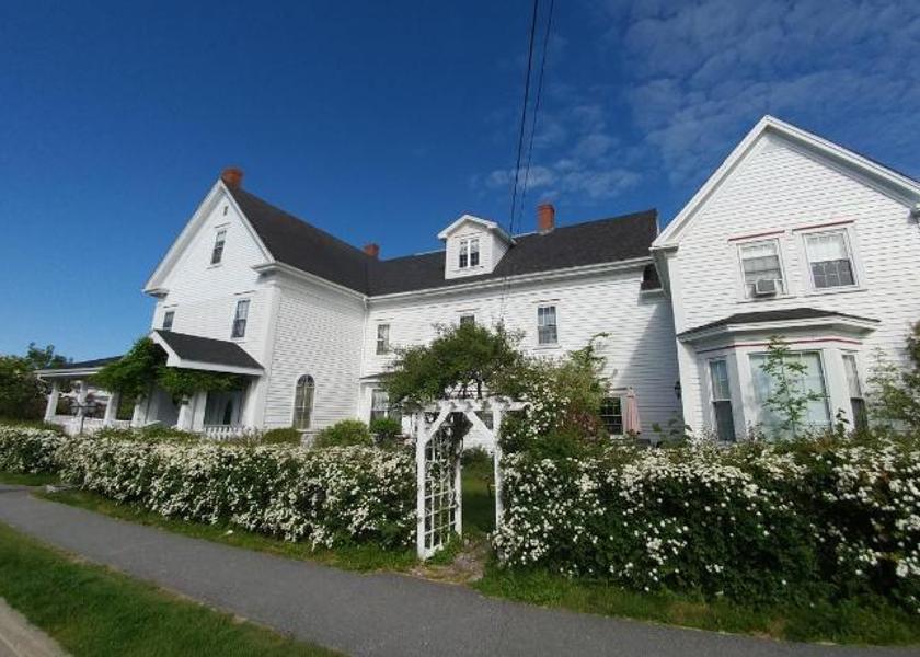 New Brunswick St. Andrews Exterior view