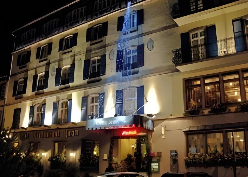 Grand Est Saverne Exterior view