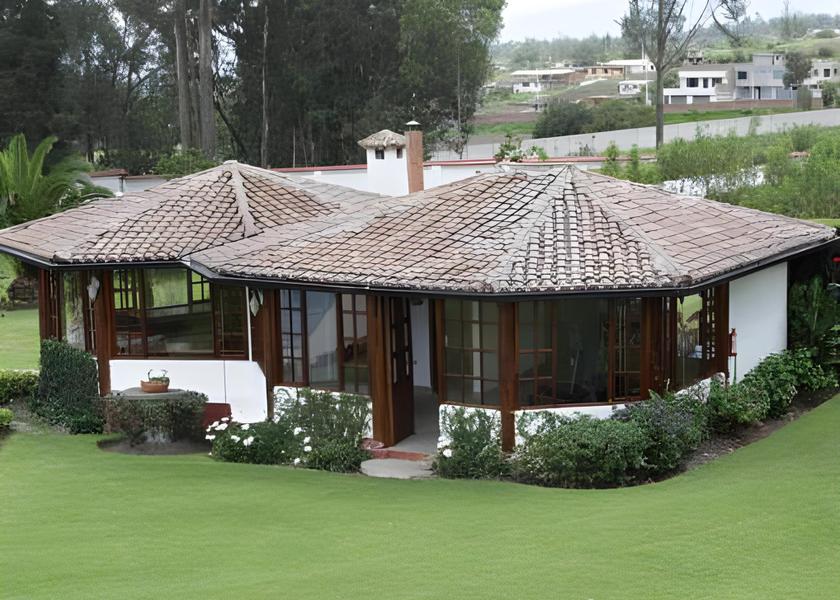 Pichincha Tababela Exterior view