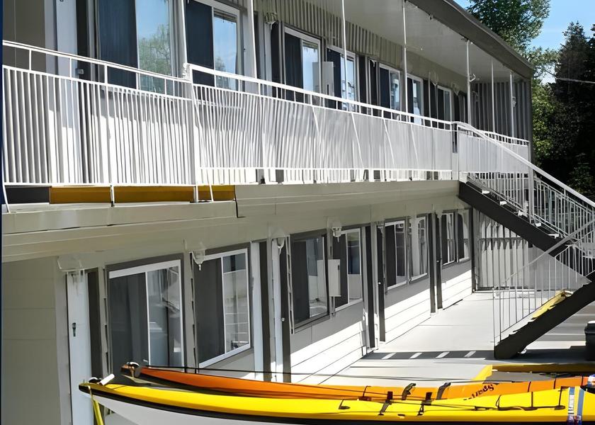 British Columbia Courtenay Exterior view