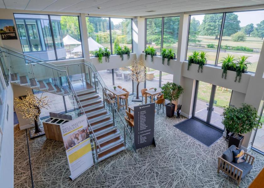 Shared lounge/TV area