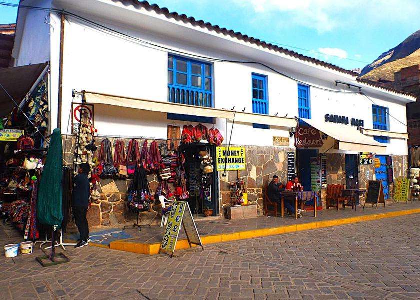 Cusco Region Pisac Exterior view