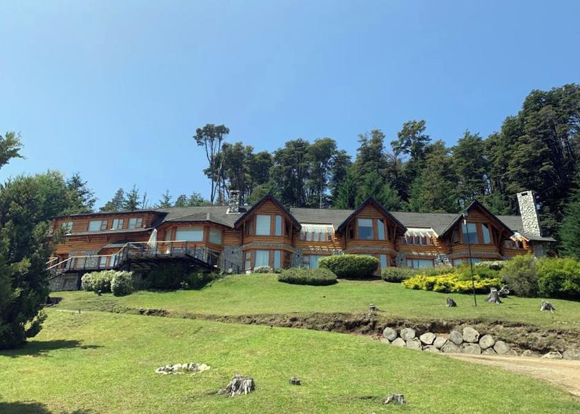 Neuquén Villa La Angostura Front of property