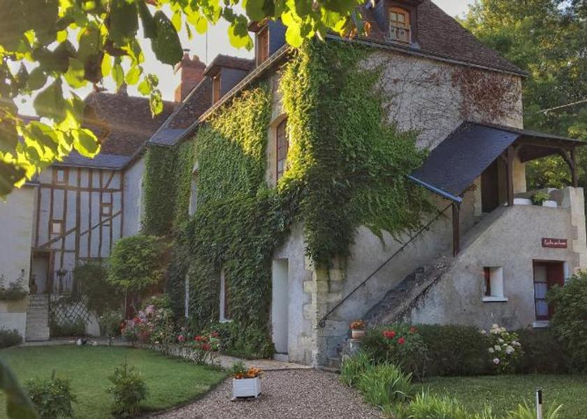 Centre-Loire Valley Vernou-sur-Brenne Exterior view