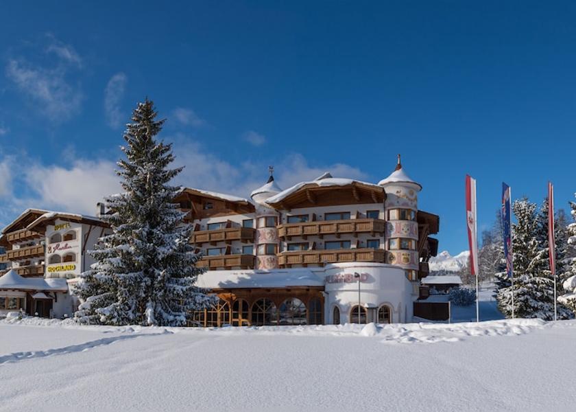 Tyrol Seefeld in Tirol Front of property