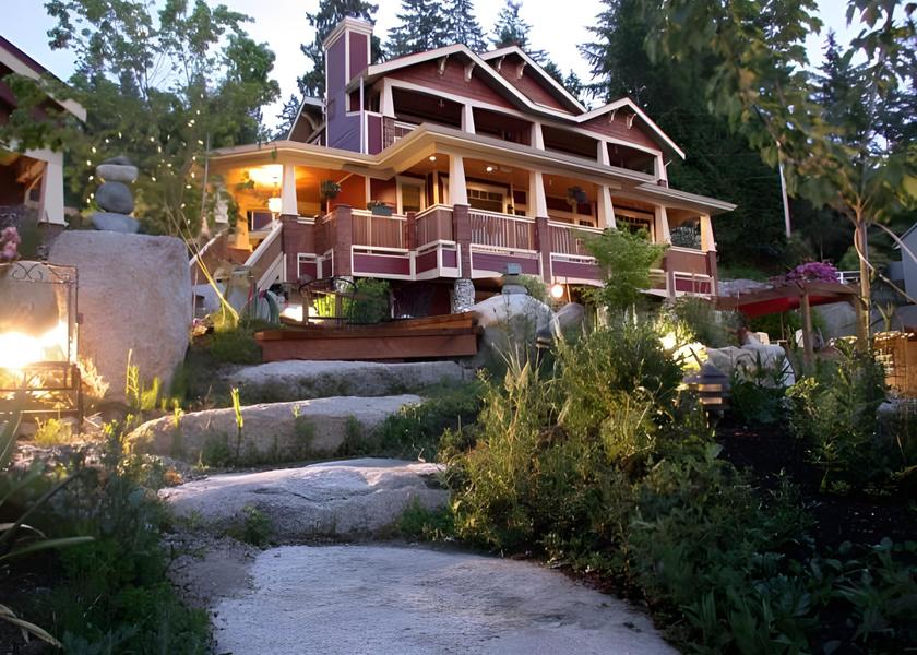 British Columbia Sechelt Exterior view