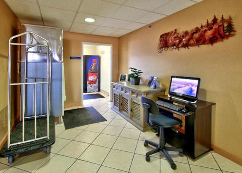 New Mexico Los Lunas Business center