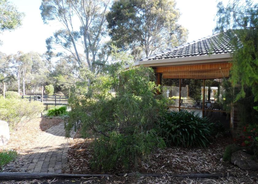 Victoria Stawell Exterior view