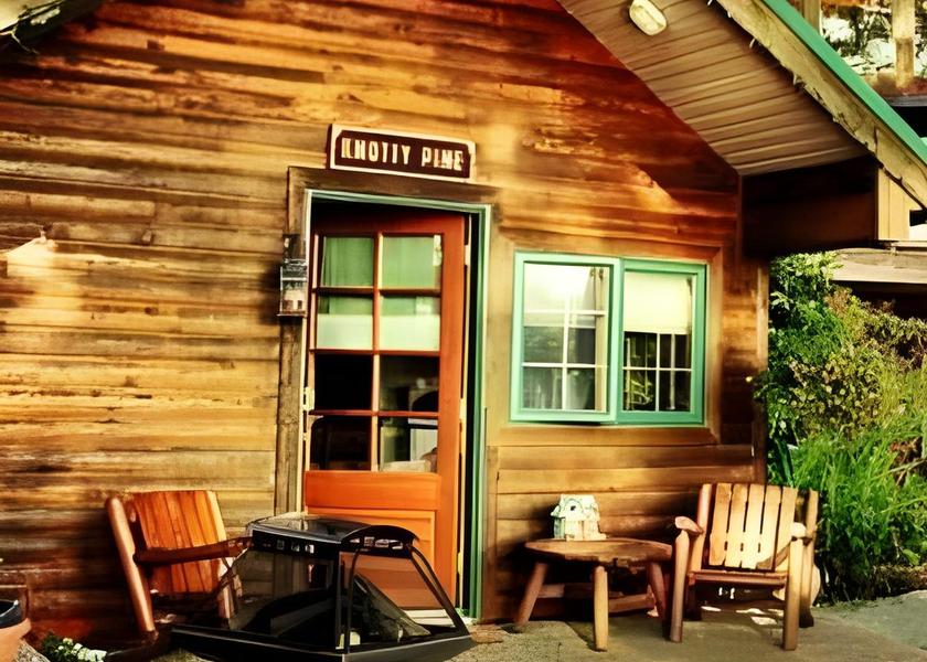 British Columbia Sechelt Exterior view