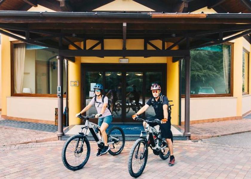 Marche Genga Sports and activities
