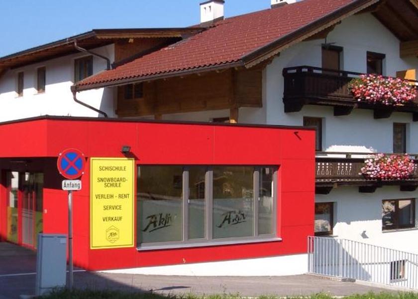 Tyrol Fuegen Entrance
