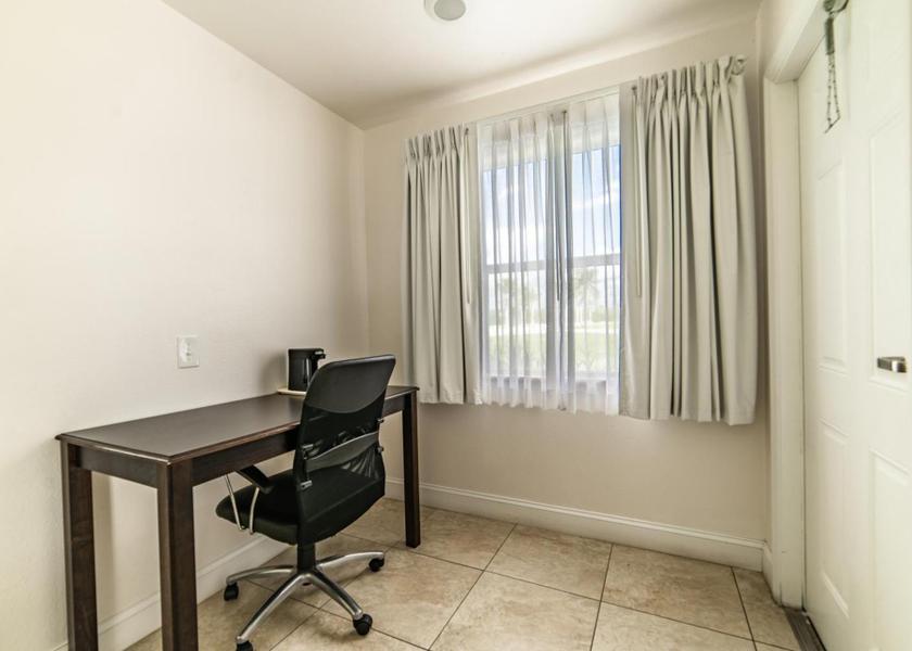 Florida Everglades City Facilities