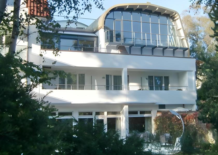 Mecklenburg-West Pomerania Kuehlungsborn Exterior view