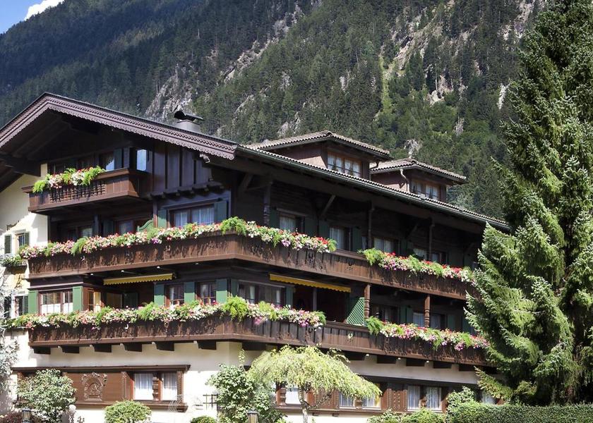Tyrol Mayrhofen Entrance
