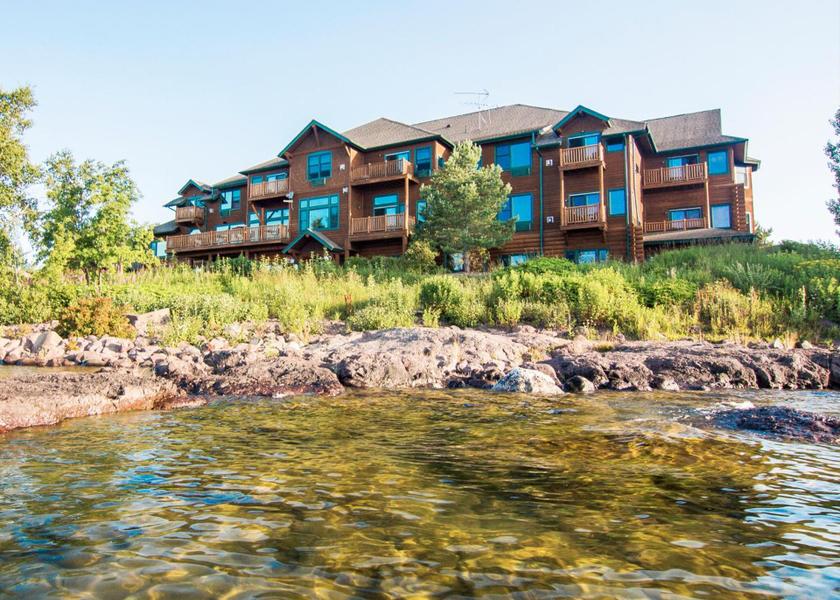 Minnesota Two Harbors Hotel Exterior