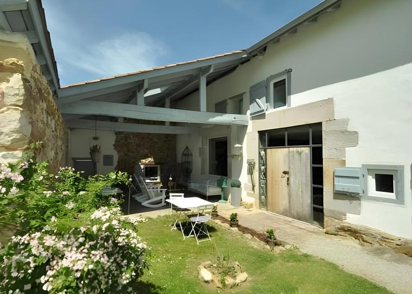 Nouvelle-Aquitaine Saint-Pee-sur-Nivelle Exterior view