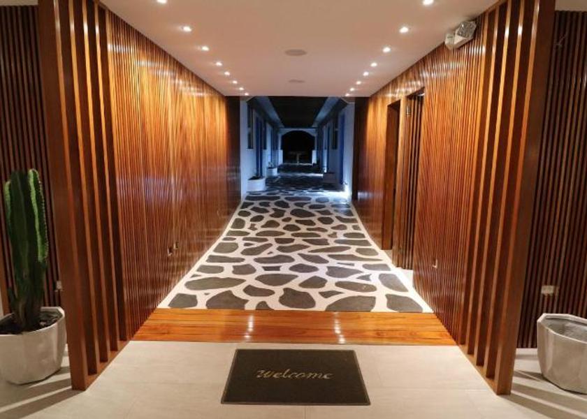 Galápagos Puerto Baquerizo Moreno Lobby
