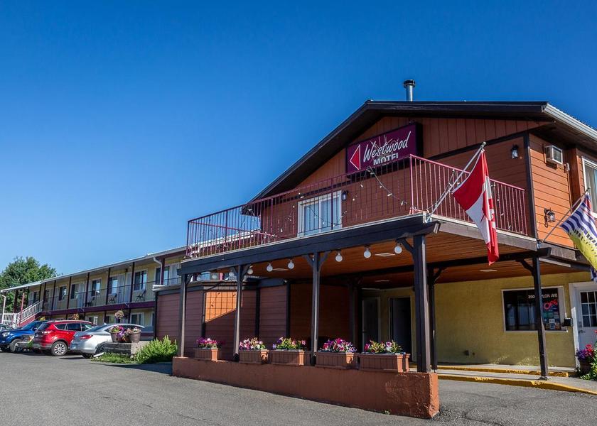 British Columbia 100 Mile House Entrance